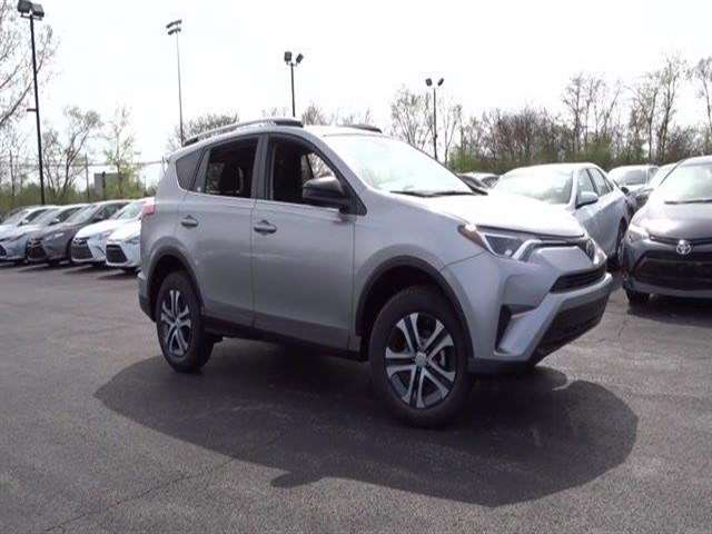 Toyota RAV4 2017 photo 1